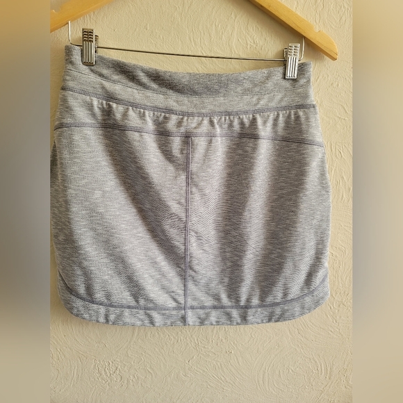 Athleta, Techie Terry Skirt, Heather Grey, Size Small - Picture 4 of 6
